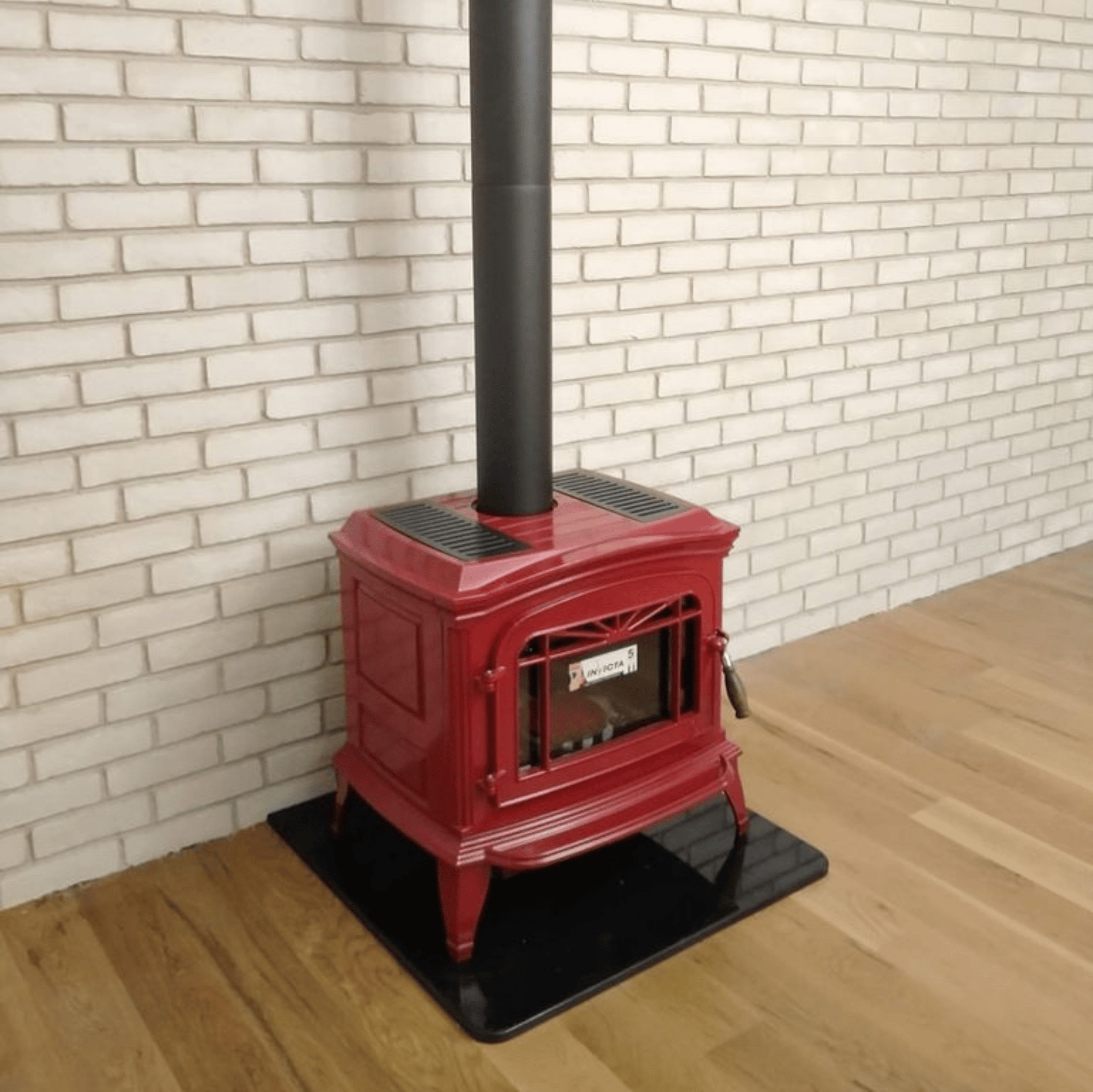 Invicta Bradford Döküm Odun Sobası Kırmızı 9173-47